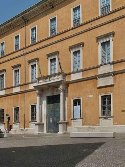 Appartamento Centro Storico Nuovo E Ristrutturato Pesaro Zewnętrze zdjęcie